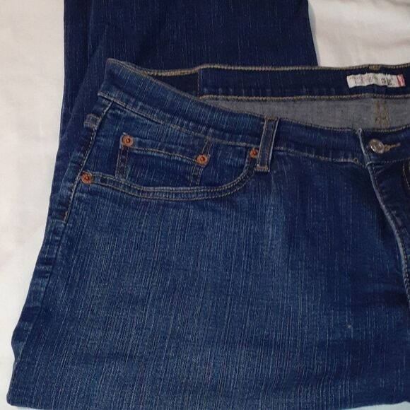Levi's 512 Perfectly‎ Slimming Boot Cut Jeans Size 24 WM - Picture 4 of 10